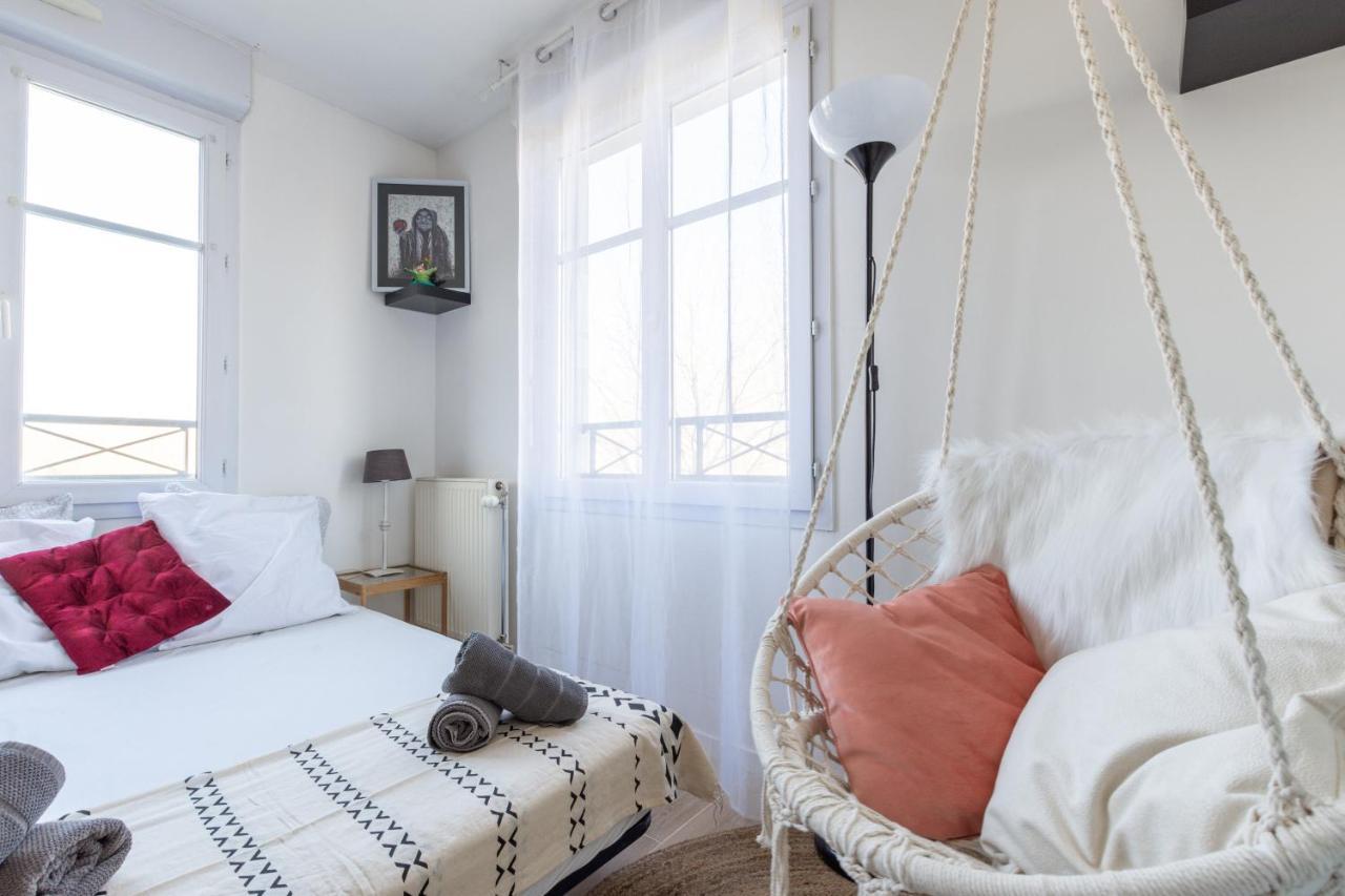Family Travel Paris Apartment บุสซี-แซ็ง-ฌอร์ฌ ภายนอก รูปภาพ